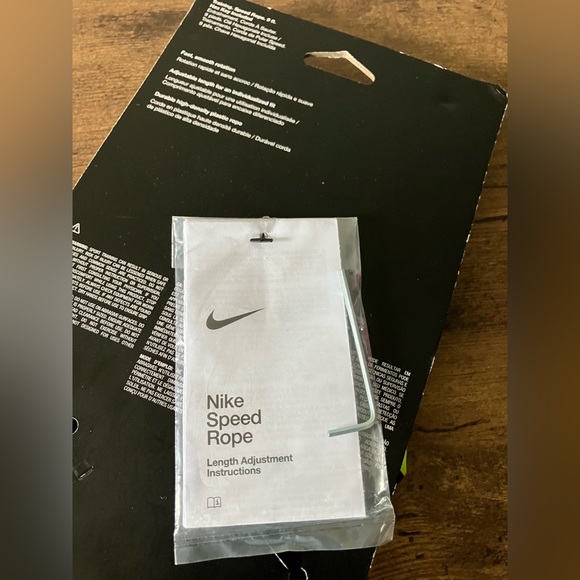Nike Speed Rope - Picture 3 of 5